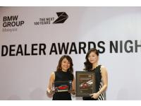 MINI ISSIGONIS CLUB AWARD 2015 - Cooper S Catergory :  Top Sales Advisor DION YEONG MOON YEE
